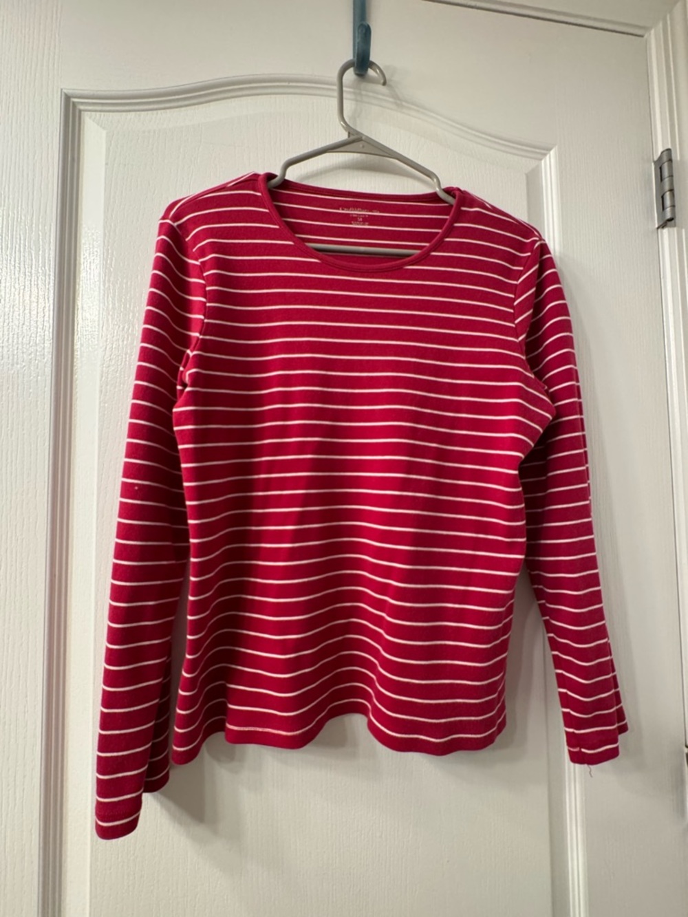 Vintage croft & barrow raspberry and cream striped 100% cotton top - M